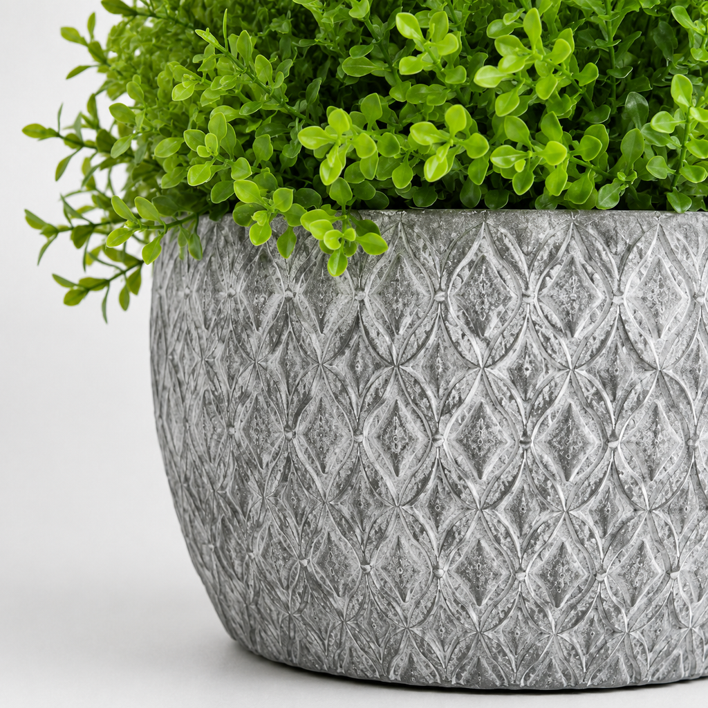 Elegant Vase Decoration